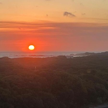 Ocean View 4-Bed Getaway On Pearly Beach Eksteriør bilde