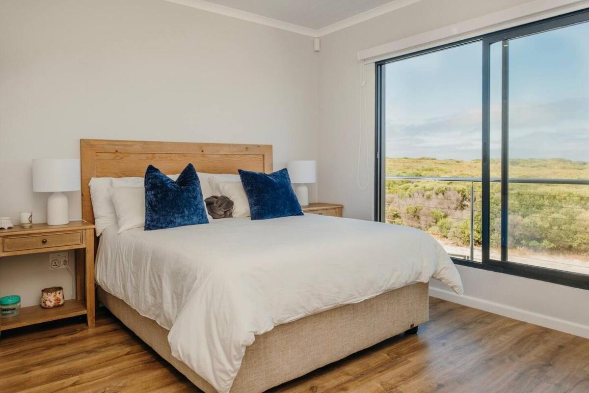 Ocean View 4-Bed Getaway On Pearly Beach Eksteriør bilde