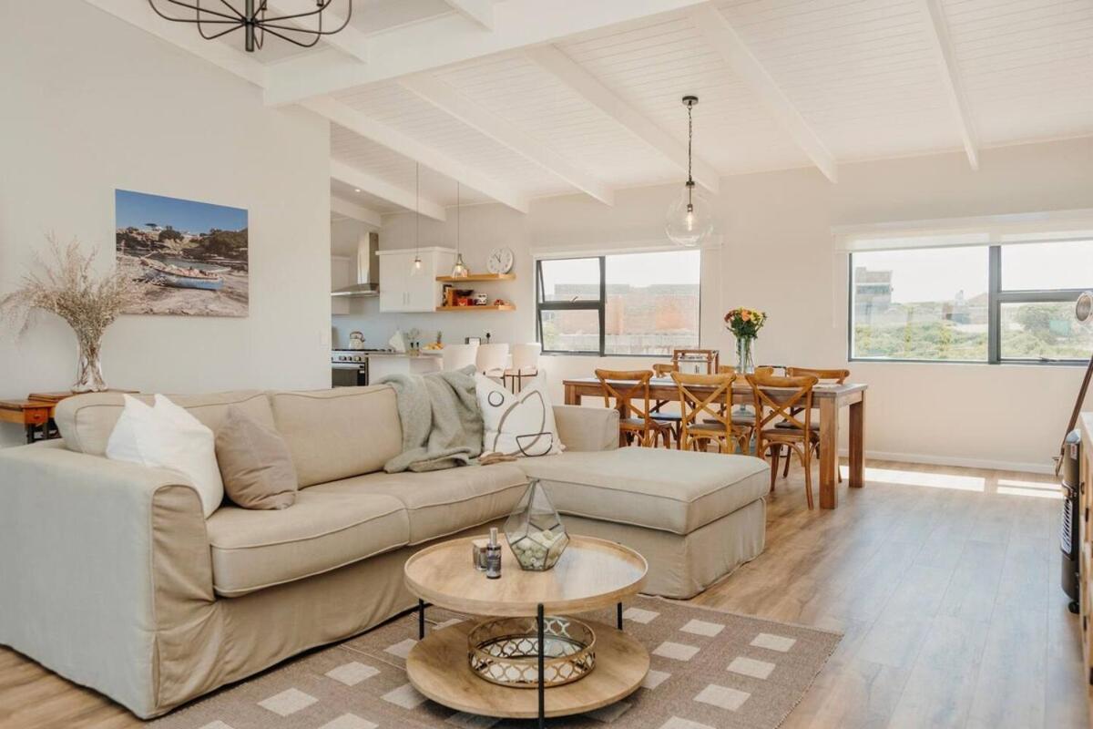 Ocean View 4-Bed Getaway On Pearly Beach Eksteriør bilde